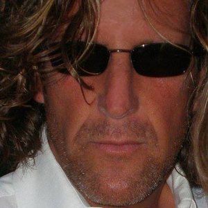 Meet your Posher, Raymond